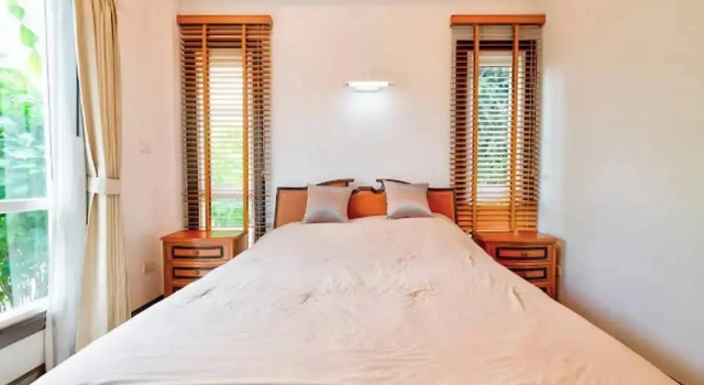 Luxury Iconic Royal Boat Pool Villa North Pattaya