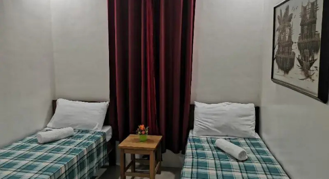 Двухместный номер Standard RedDoorz @ Jollydays Hotel Nueva Ecija - Vaccinated Staff