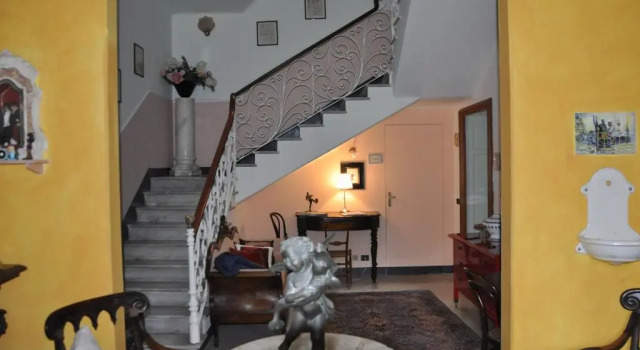 La casa dei Paggi, Забронировать Отель Отели в центре Сестри-Леванте, в центре