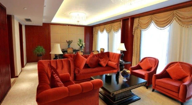 Jianghong International Hotel, Rezerwuj Hotel Hotele w Yongchuan z basenem, Basen