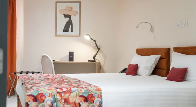 Conforto Casal quarto Hotel Al Afifa