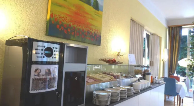 Двухместный номер Standard с балконом Hotel Excelsior