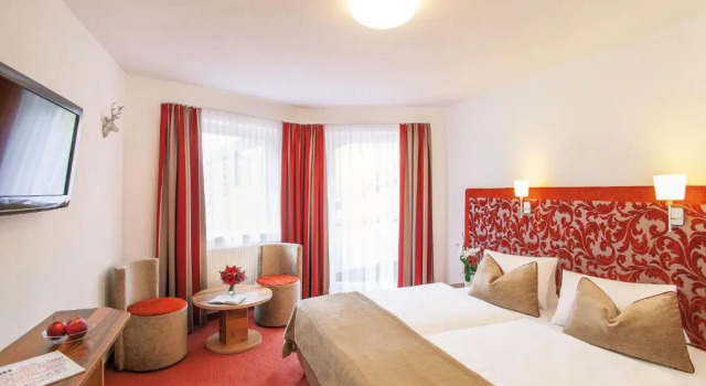 Двухместный номер Standard Hotel Garni Chasa Sulai