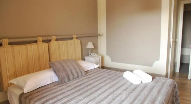 Полулюкс Hotel Andreis