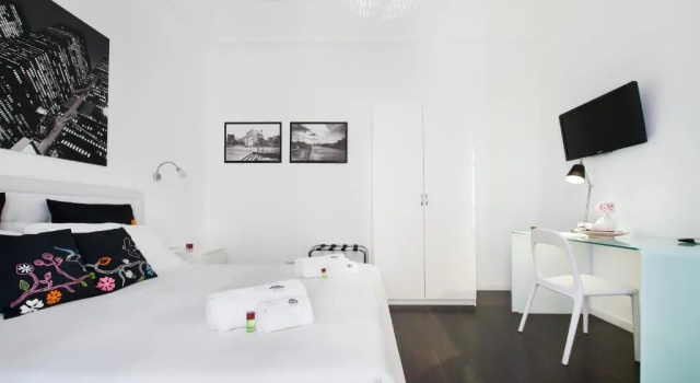 Standard Doppel Zimmer White