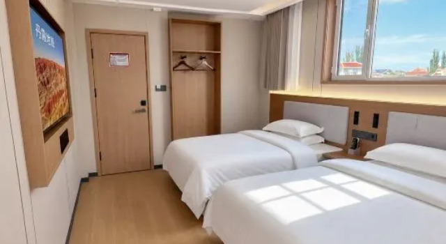 Семейный люкс Zhangye Yimi Sunshine Inn