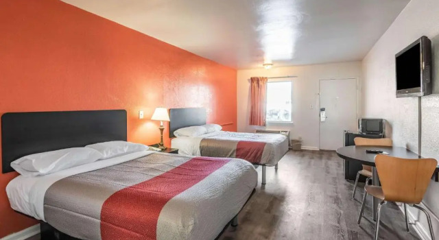 Четырёхместный номер Deluxe Motel 6-Portsmouth, VA