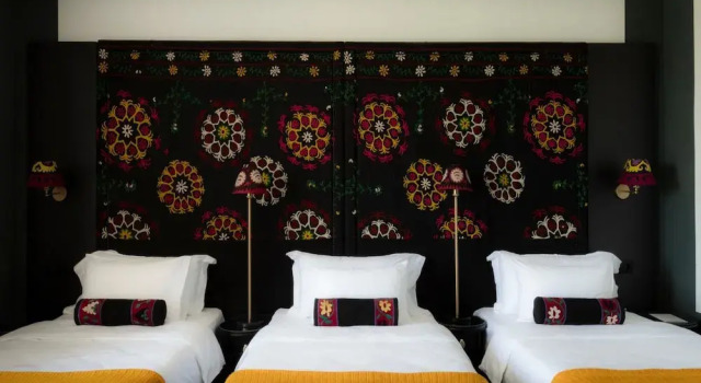 Трёхместный номер Deluxe с балконом Esquisse Design Hotel
