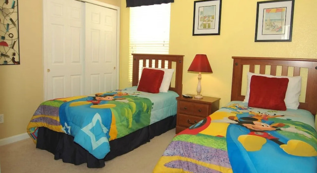 7821 Beechfield Street, Book Hotel Hoteller i Four Corners med pool, Swimmingpool