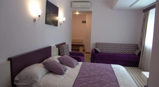 Izan Hotel, Rezerwuj Hotel Konak Izmir