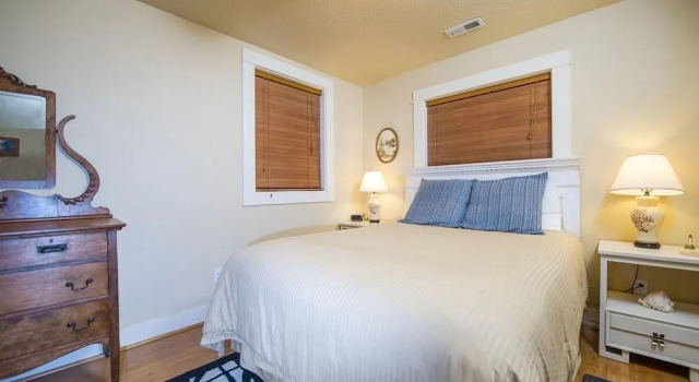 Ocean Pines, Book Hotel Hoteller i Oceanside med parkering, Parkering