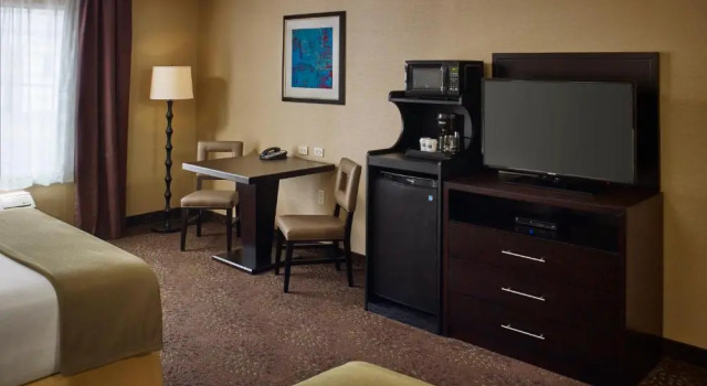 Двухместный номер Standard Holiday Inn Express & Suites Timmins by IHG