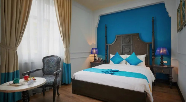 Номер Deluxe Manoir Des Arts Hotel