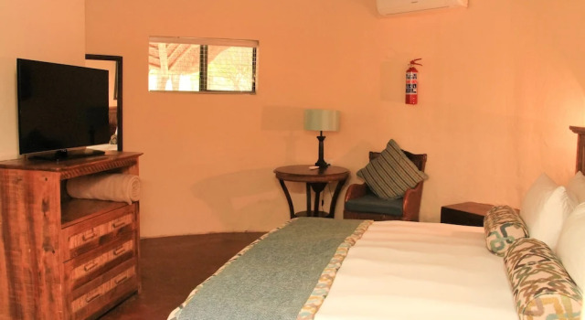Bush Bungalows at Sun City Resort, Reservar Resort Hotéis em Ga-Ramoga com piscina, Piscina