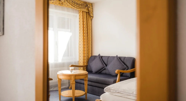 Двухместный номер Standard с балконом Walliserhof