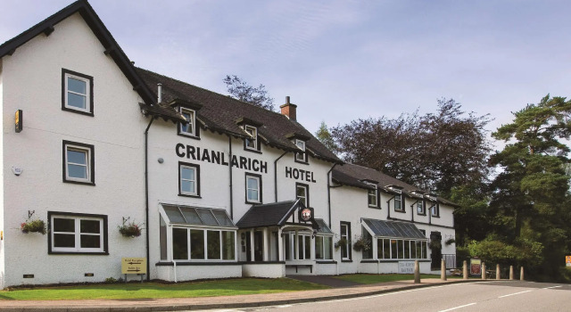 Кровать в общем номере BEST WESTERN The Crianlarich Hotel