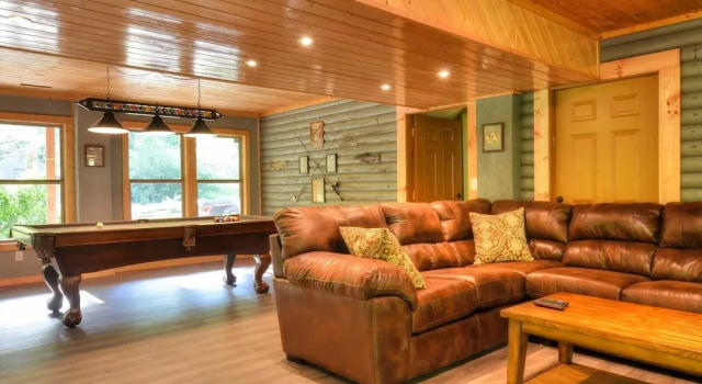 Rippling Waters Lodge 3 Bedroom Cabin by RedAwning, Rezerwuj Dom wakacyjny Whittier Appalachian Mountains
