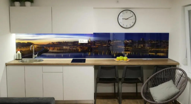 St.Sava apartment, Забронировать Апартаменты/квартира Отели Белграда с парковкой, рядом с Храм Святого Саввы, Парковка
