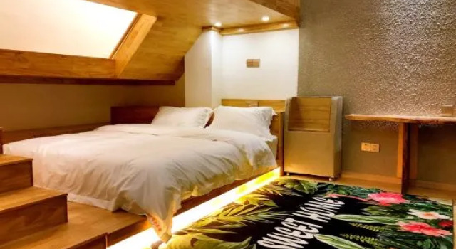 Manyun Meishe Hotel, Boek Hotel Qiubei Yunnan