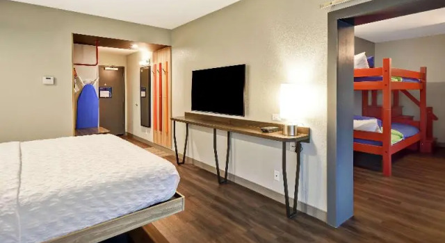 Люкс Standard Tru by Hilton Pigeon Forge, TN
