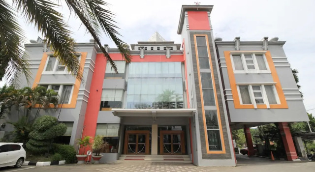 Airy Doktor Wahidin Sudirohusodo 2 Tegal, Rezervovat Hotel Tegal Central Java