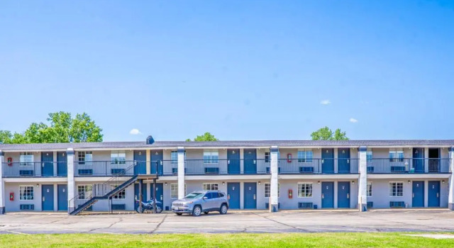 Deluxe Inn Miami, OK