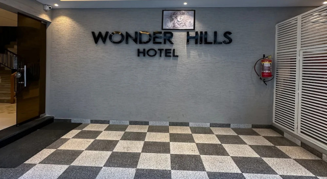 Hotel Wonder Hills @ Har ki Pauri Road Haridwar, Rezervovat Hotel Haridvár Uttarakhand