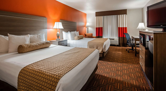 Четырёхместный номер Standard Best Western PLUS Memorial Inn
