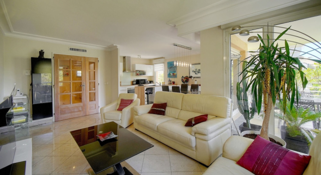 Beau 3 Chambres Piscine Parking A3b134, Забронировать Апартаменты/квартира Канны Приморские Альпы