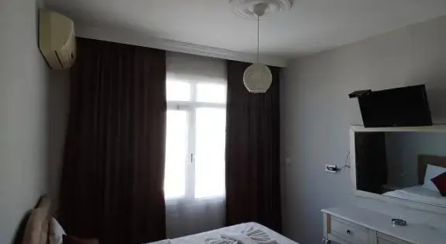 Renos Otel Cafe Sigacik
