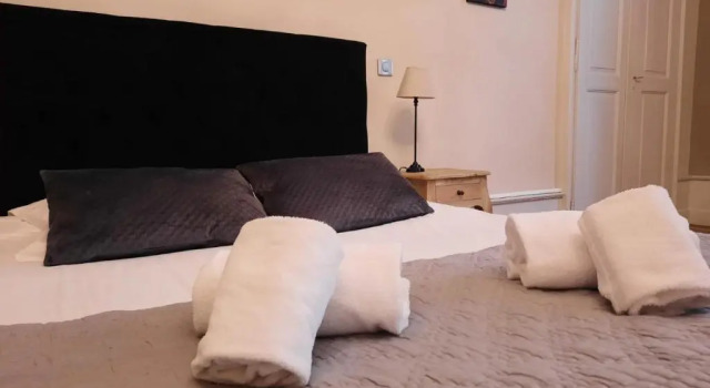 Les Suites de Sautet - Chambéry centre, Забронировать Отель Отели Шамбери 3 звезды, рядом с Cathédrale Métropole St-François de Sales, 3*