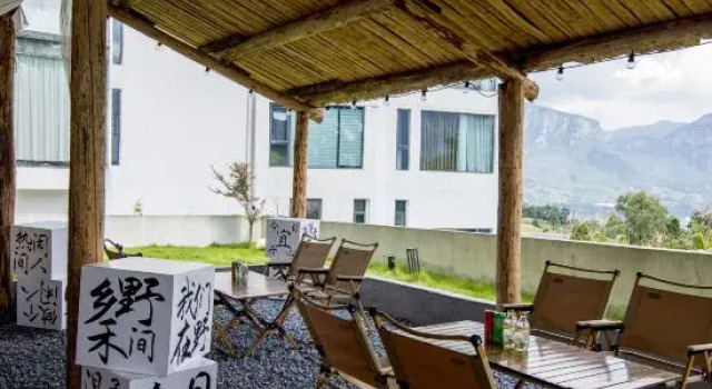 Enshi Jianshan Homestay (Enshi Grand Canyon Branch), Prenota Hotel Hotel a Enshi Prefecture con piscina, Piscina