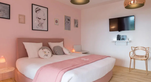 Полулюкс с балконом Hôtel Omnubo Collection