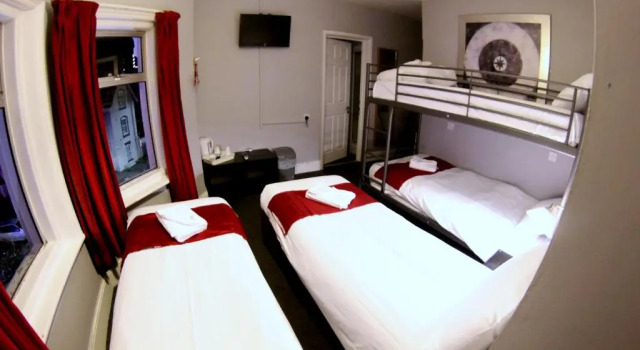 Четырёхместный номер Standard The Fairmount by Solenne Hospitality Ltd