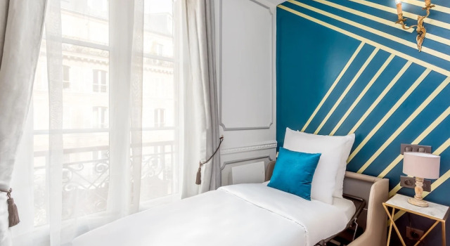 Luxury 2 bedroom 2.5 bathroom Louvre, Забронировать Отель Париж Иль-де-Франс, рядом с Лувр — Риволи