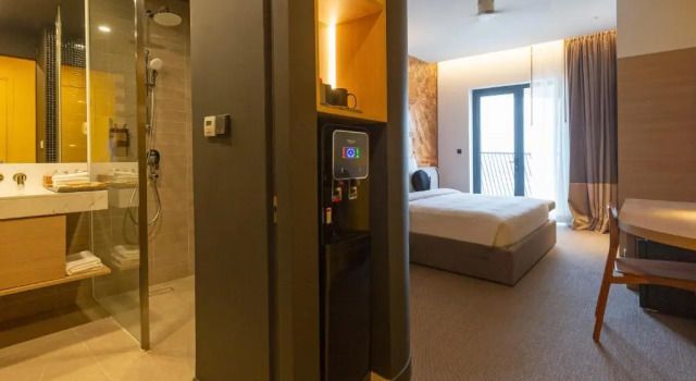 Двухместный номер Deluxe с балконом SUN & MOON, Riverside Hotel