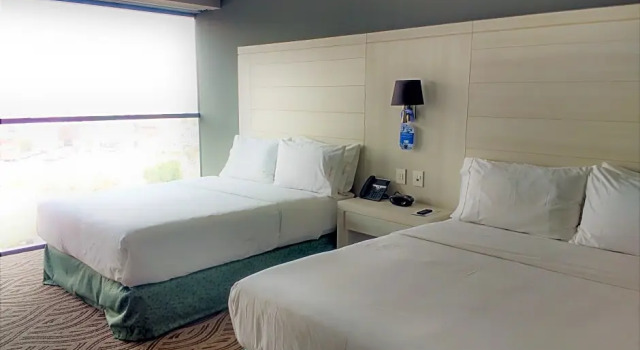Четырёхместный номер Standard с видом на город Holiday Inn Express Pachuca by IHG