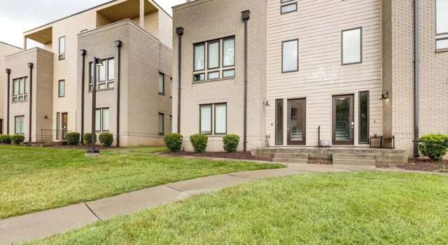 Pet-friendly Abode w/ Balcony in East Nashville!, Prenota Appartamento Nashville Tennessee