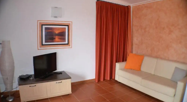 Residence Le Ginestre / Ataras, Забронировать Отель Отели Лоири-Порто-Сан-Паулу 4 звезды, 4*