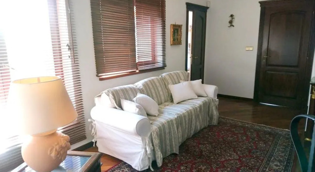 House With 3 Bedrooms in Šamorín, With Furnished Terrace and Wifi, Rezervovat Hotel Hotely v Trnavský kraj s parkováním, Parkování