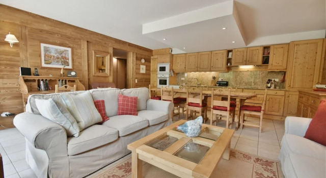A2 Pistes du Soleil - ARAVIS Holidays, Prenota Hotel Hotel a Alvernia con parcheggio, Parcheggio