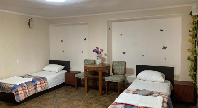 Кровать в общем номере Hostel FORREST