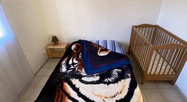 Lovely Holiday Home in Marseille With Balcony, Забронировать Отель Марсель Буш-дю-Рон
