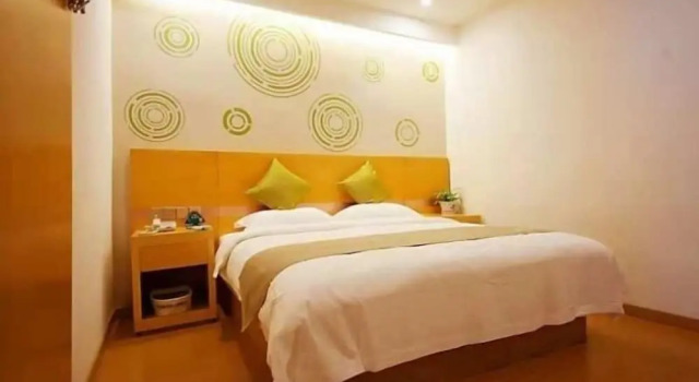 Номер Standard GreenTree Inn Suzhou North Zhongshan Road Weiye Yingchun Plaza Business Hotel