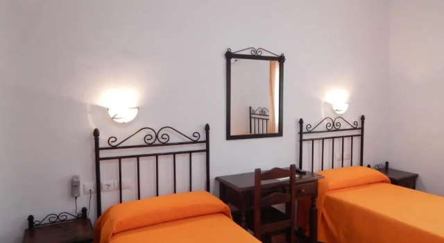 Трёхместный номер Standard Hotel Cortijo Los Gallos