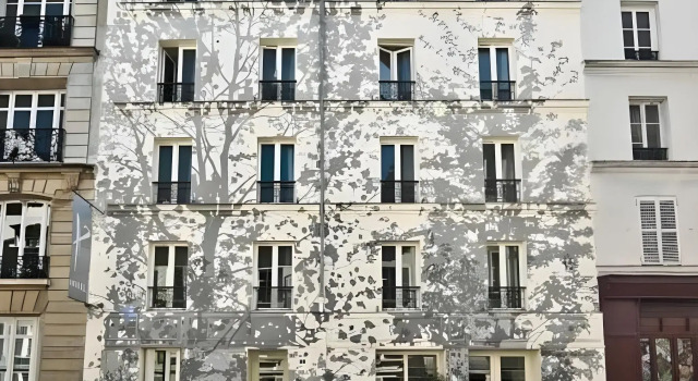 Apostrophe Hotel