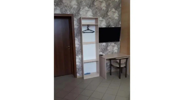 Полулюкс Ред Хаус