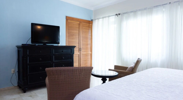 Royal Palms 8 2 Bedroom Condo by RedAwning, Забронировать Апартаменты/квартира Плая-дель-Кармен Кинтана-Роо, рядом с Пляжный клуб Mamitas