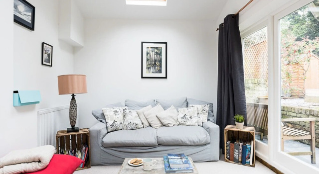 Cosy 2BR Family Home in Battersea, Забронировать Отель Отели Баттерси 3 звезды, 3*