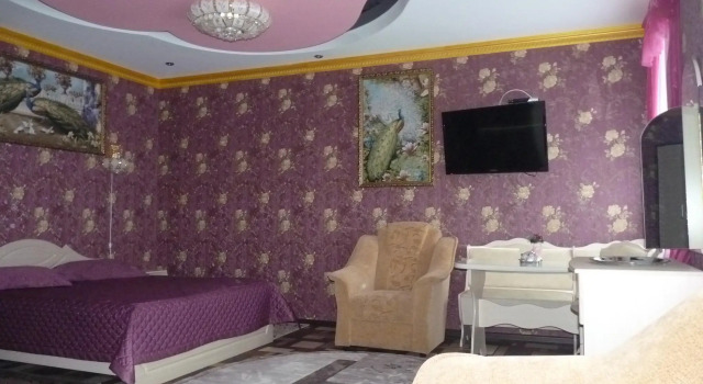 Semeinyi ochag, Prenota Affittacamere Hotel a Central Russia con piscina, Piscina